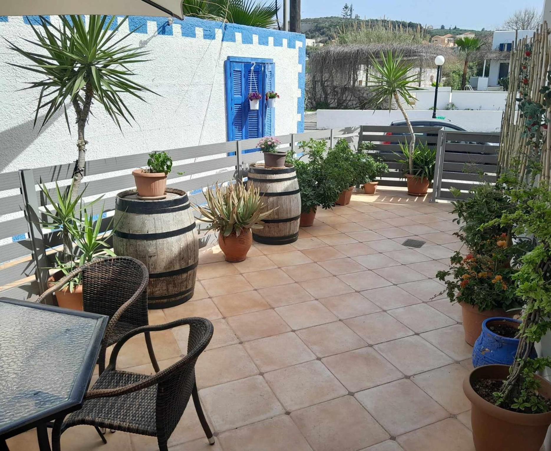 The Getaway Apartment Agia Marina  ภายนอก รูปภาพ