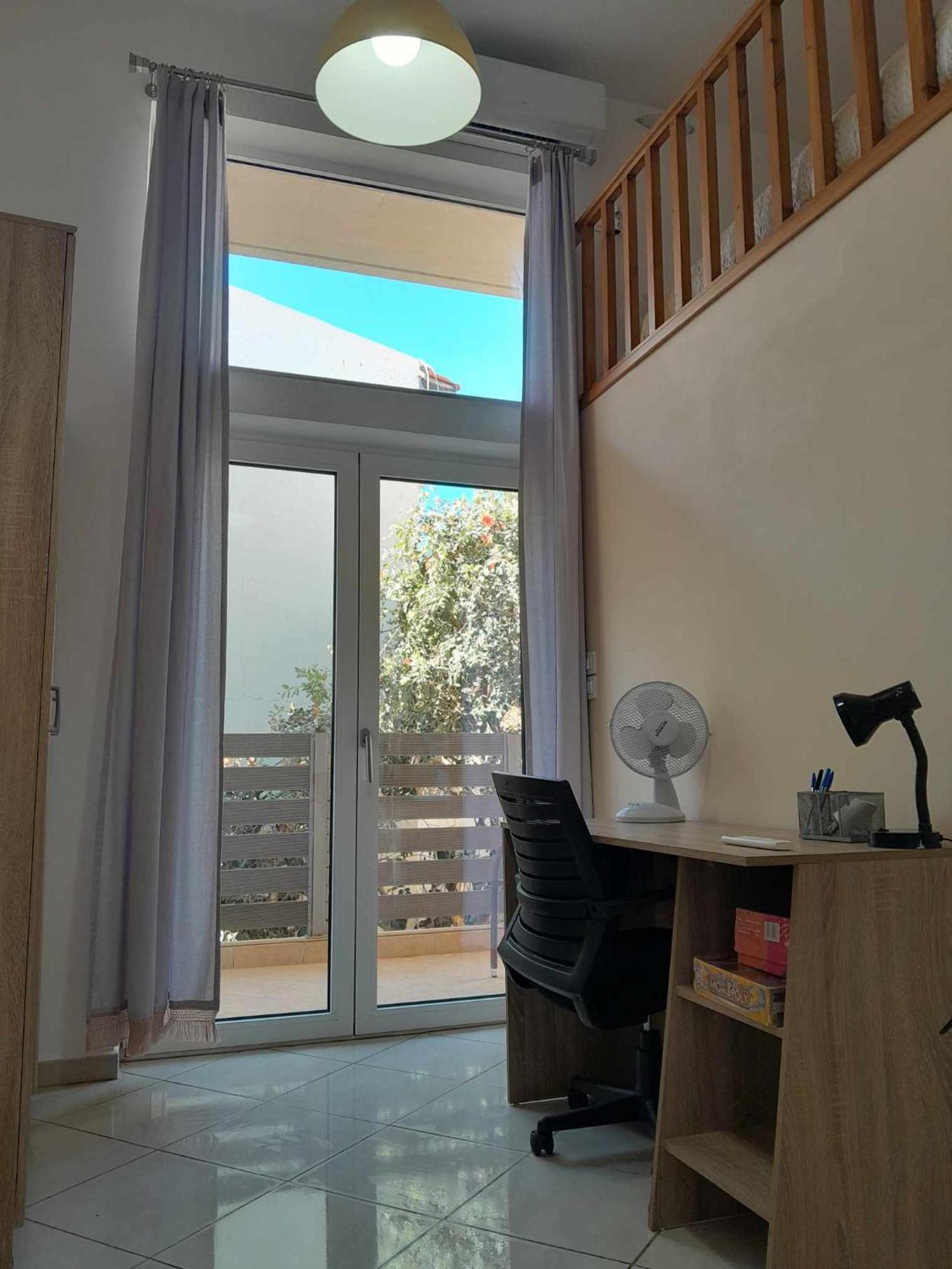 The Getaway Apartment Agia Marina  ภายนอก รูปภาพ